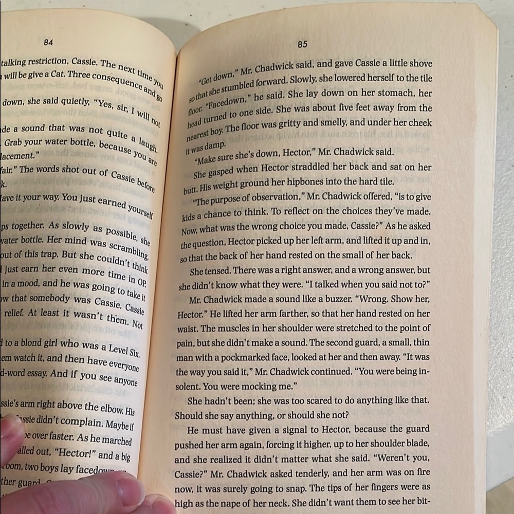 Shock Point Book - Picture 4 of 5